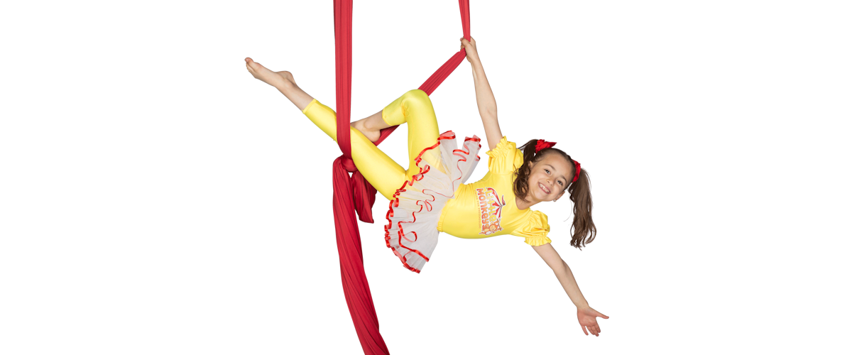 Pre-school Little Cirque circus classes in Market Weighton, Shiptonthorpe, and surrounding areas.